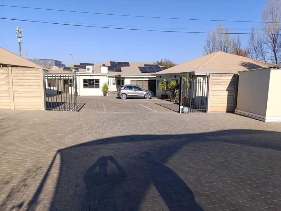 To Let commercial Property for Rent in Dan Pienaar Free State